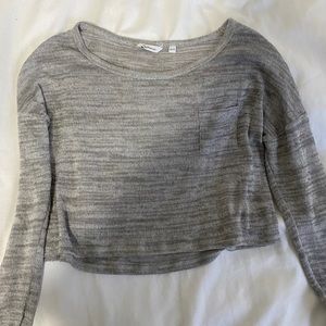 Reitman’s cropped long sleeve